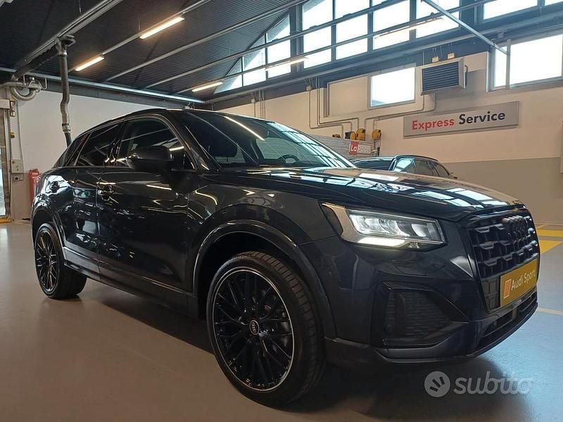 Usata Audi Q2 Sport 150 CV (110 kW) 2024 Grigio SUV