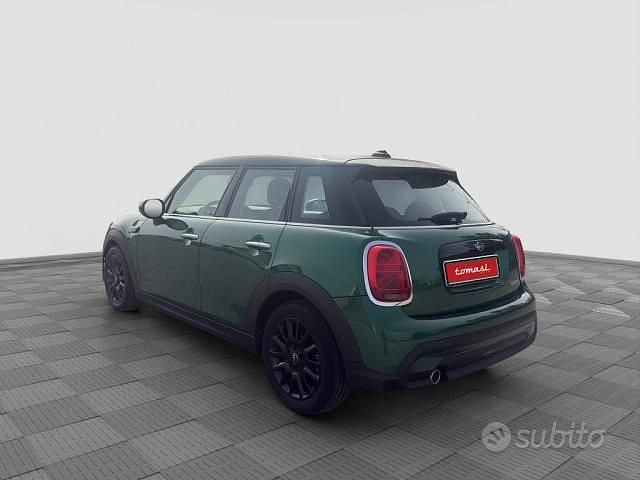 Usata Mini Cooper Classic 136 CV (100 kW) 2023 Verde Utilitaria