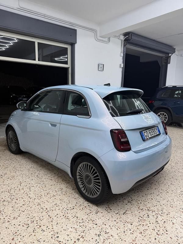 Occasion Fiat 500e La Prima 86 kW (118 ch) 2020 Bleue Berline