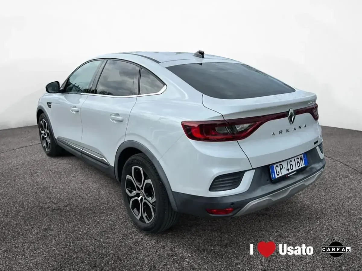 Usata Renault Clio Techno 143 CV (105 kW) 2023 Bianco Utilitaria
