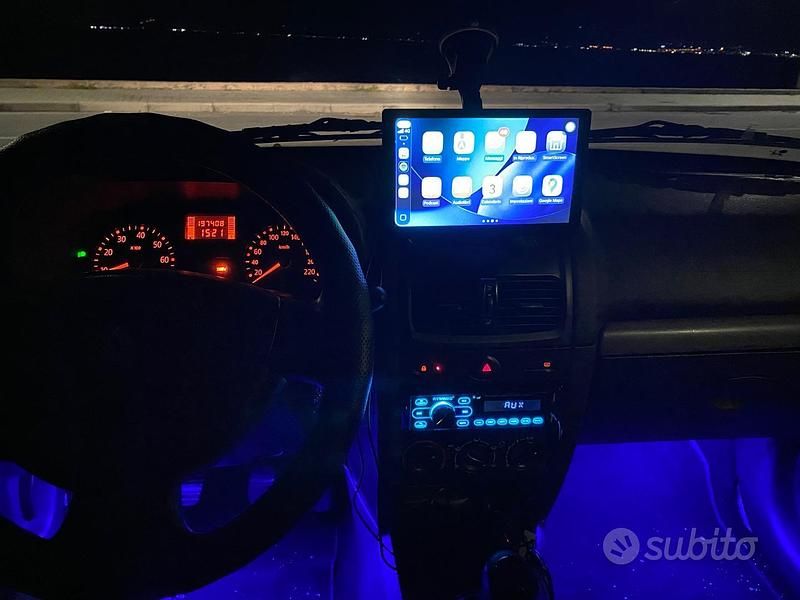 Usata Renault Clio II Luxe 82 CV (60 kW) 2004 Nero Utilitaria