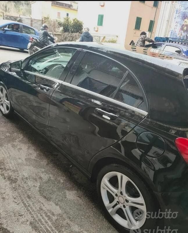 Usata Mercedes A200 136 CV (100 kW) 2014 Nero Berlina