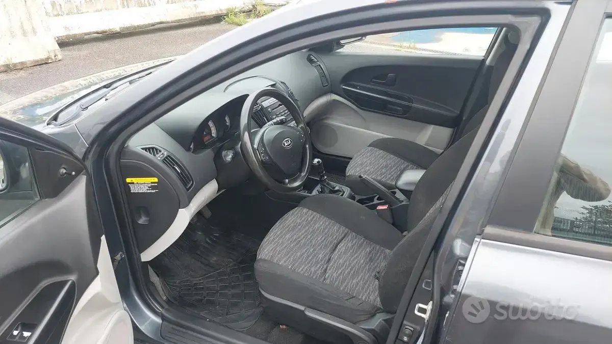 Usata Kia Ceed 109 CV (80 kW) 2008 Utilitaria