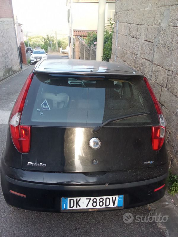 Usata Fiat Punto 75 CV (55 kW) 2007 Nero Utilitaria