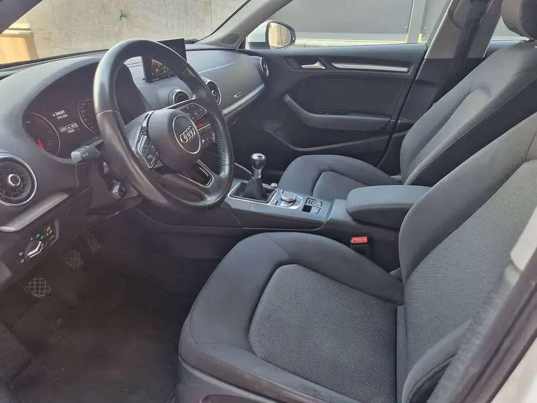 Usata Audi A3 Ambiente 116 CV (85 kW) 2018 Bianco Berlina