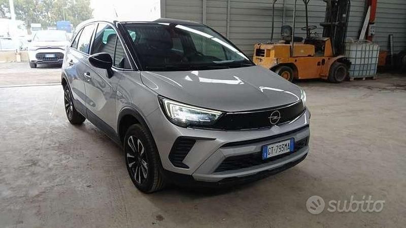 Usata Opel Crossland Elegance 131 CV (96 kW) 2024 Grigio SUV