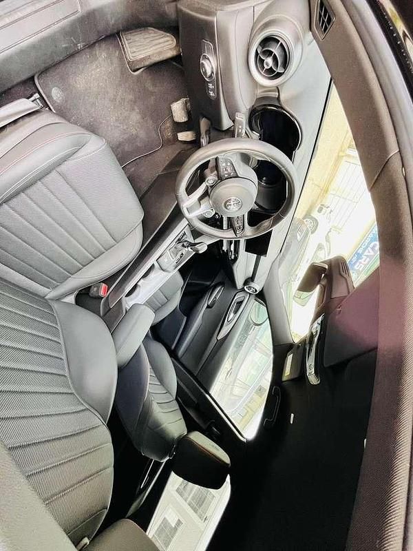 Usata Alfa Romeo Tonale Sprint 131 CV (96 kW) 2023 Nero SUV