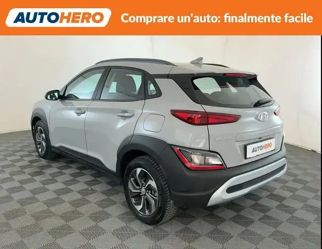 Usata Hyundai Kona 141 CV (103 kW) 2023 Grigio SUV