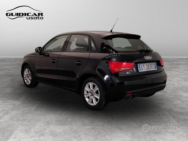 Usata Audi A1 Sportback Attraction 116 CV (85 kW) 2015 Nero Utilitaria