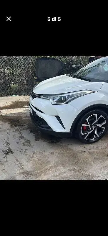Usata Toyota C-HR Active 98 CV (72 kW) 2018 SUV