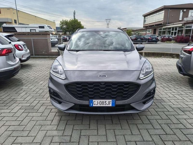 Usata Ford Kuga ST-Line 190 CV (139 kW) 2022 Grigio SUV