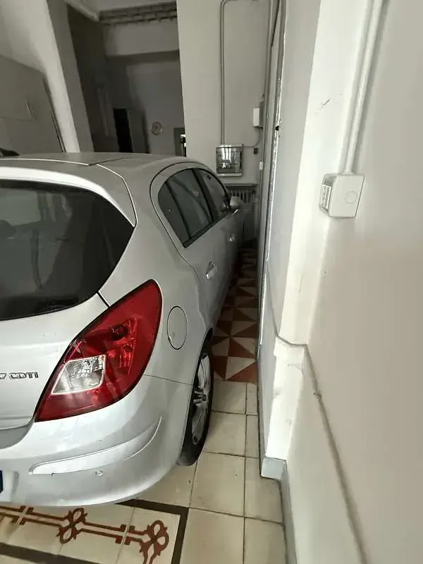Usata Opel Corsa Cosmo 125 CV (91 kW) 2008 Grigio Utilitaria