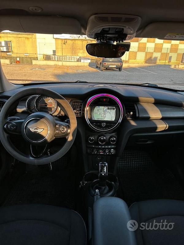 Usata Mini Cooper 116 CV (85 kW) 2017 Utilitaria