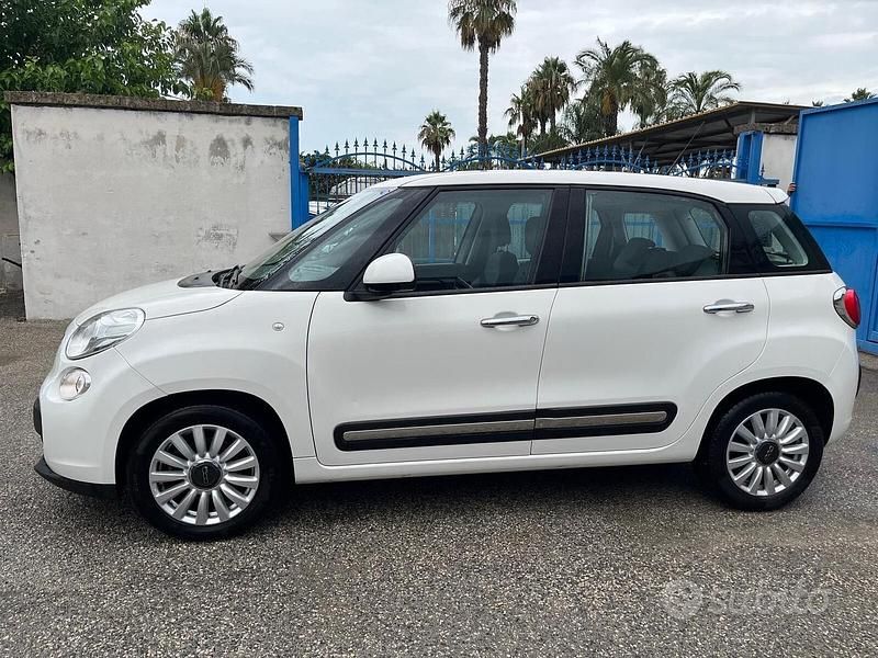 Usata Fiat 500 85 CV (62 kW) 2015 Bianco Monovolume