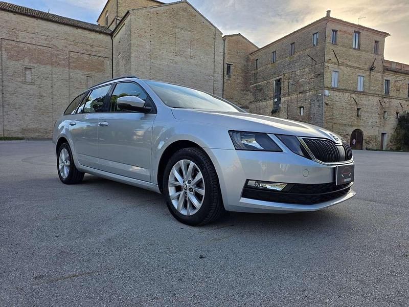Other Usata 2019 Skoda Octavia Executive Station wagon | 10.490 € (Ottimo prezzo) - Immagine 1/4