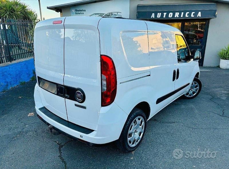 Usata Fiat Doblò 95 CV (69 kW) 2018 Bianco Monovolume