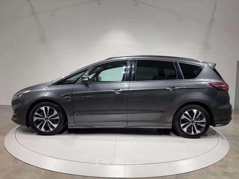 Usata Ford S-MAX ST-Line 190 CV (139 kW) 2023 Grigio Monovolume