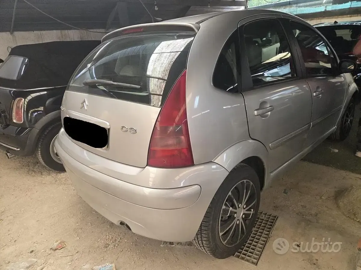 Usata Citroën C3 75 CV (55 kW) 2005 Grigio Berlina