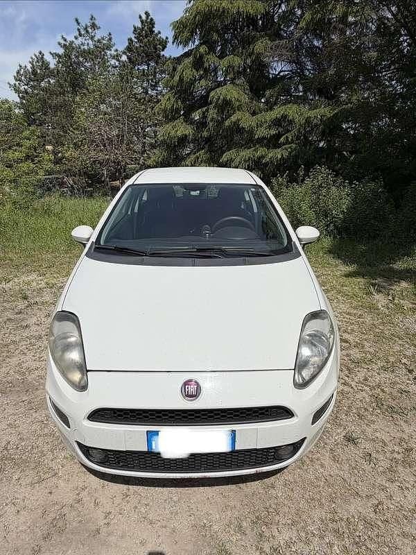 Gebraucht Fiat Punto Easy 75 PS (55 kW) 2014 Kleinwagen