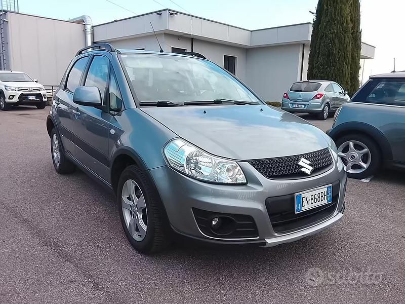 Usata Suzuki SX4 GLX 120 CV (88 kW) 2012 Grigio Station wagon