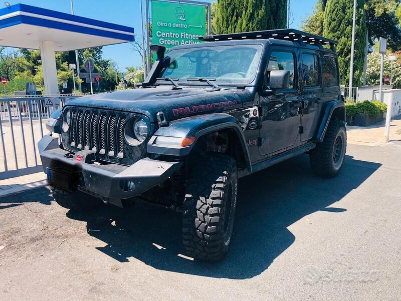 Usato 2021 Jeep Wrangler Benzin (75.000 €)