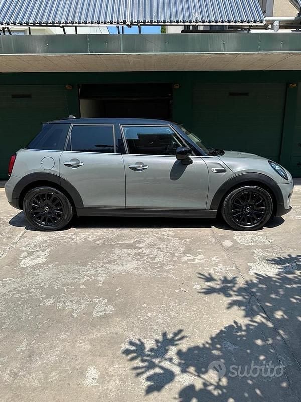 Usata Mini Cooper 136 CV (100 kW) 2020 Grigio Utilitaria
