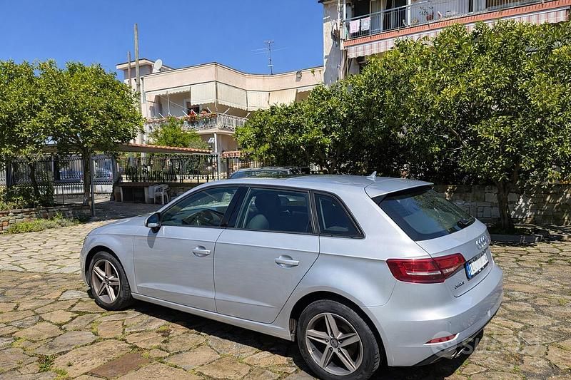 Usado Audi A3 150 CV (110 kW) 2018 Berlina