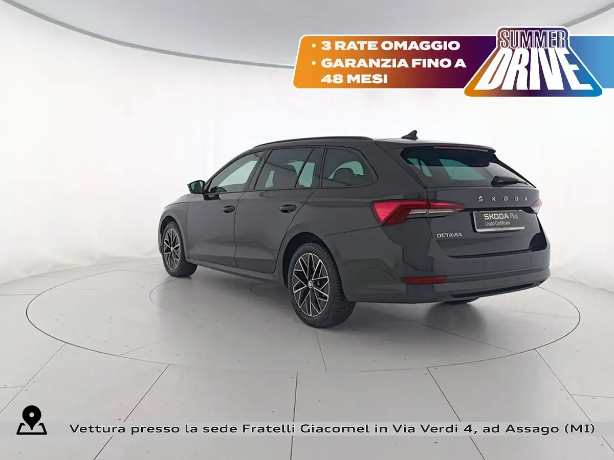 Usata Skoda Octavia Executive 116 CV (85 kW) 2022 1z nero tulipano perlato Station wagon