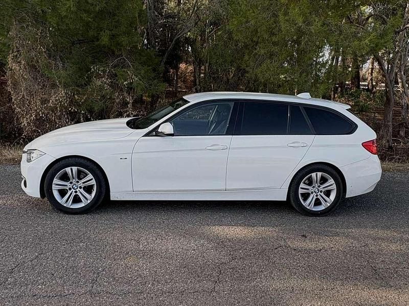 Usata BMW 316 Sport Line 116 CV (85 kW) 2015 Bianco Station wagon