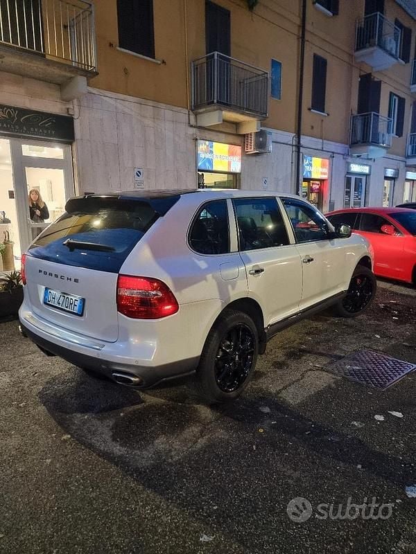 Usata Porsche Cayenne 290 CV (213 kW) 2007 Grigio SUV
