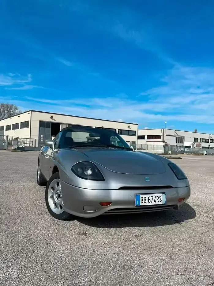 Usata Fiat Barchetta 131 CV (96 kW) 1999 Grigio Cabrio