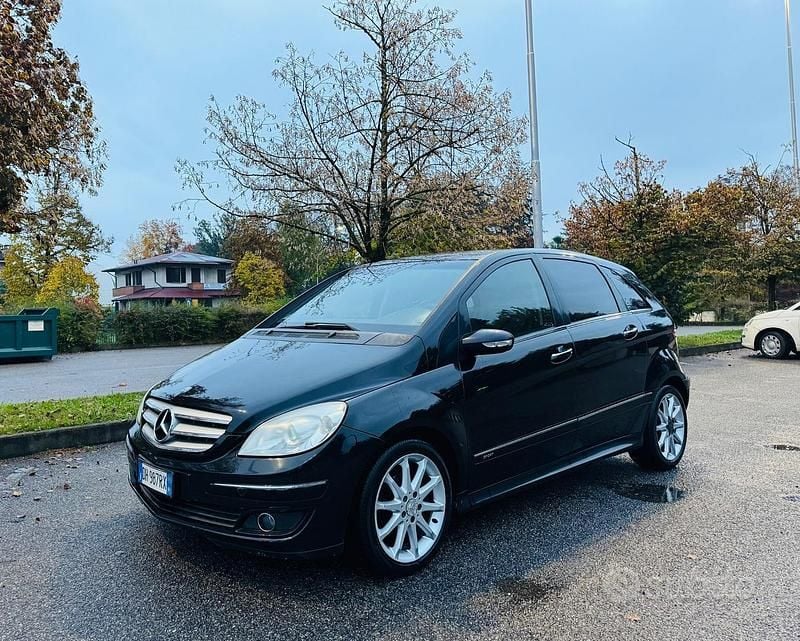 Nero Usata 2008 Mercedes A170 Avantgarde Station wagon | 4490 € (Cara) - Immagine 1/4