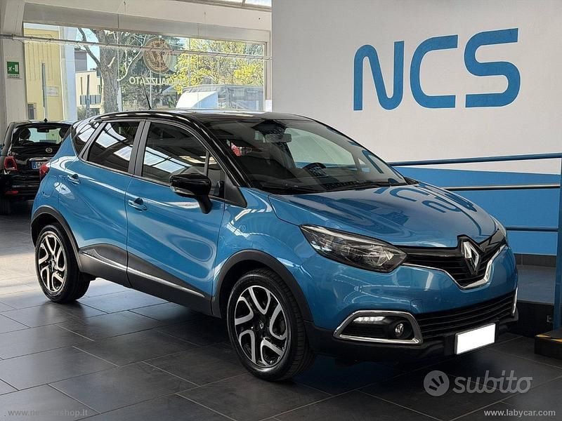 Occasion Renault Captur Iconic 90 ch (66 kW) 2015 Bleue SUV
