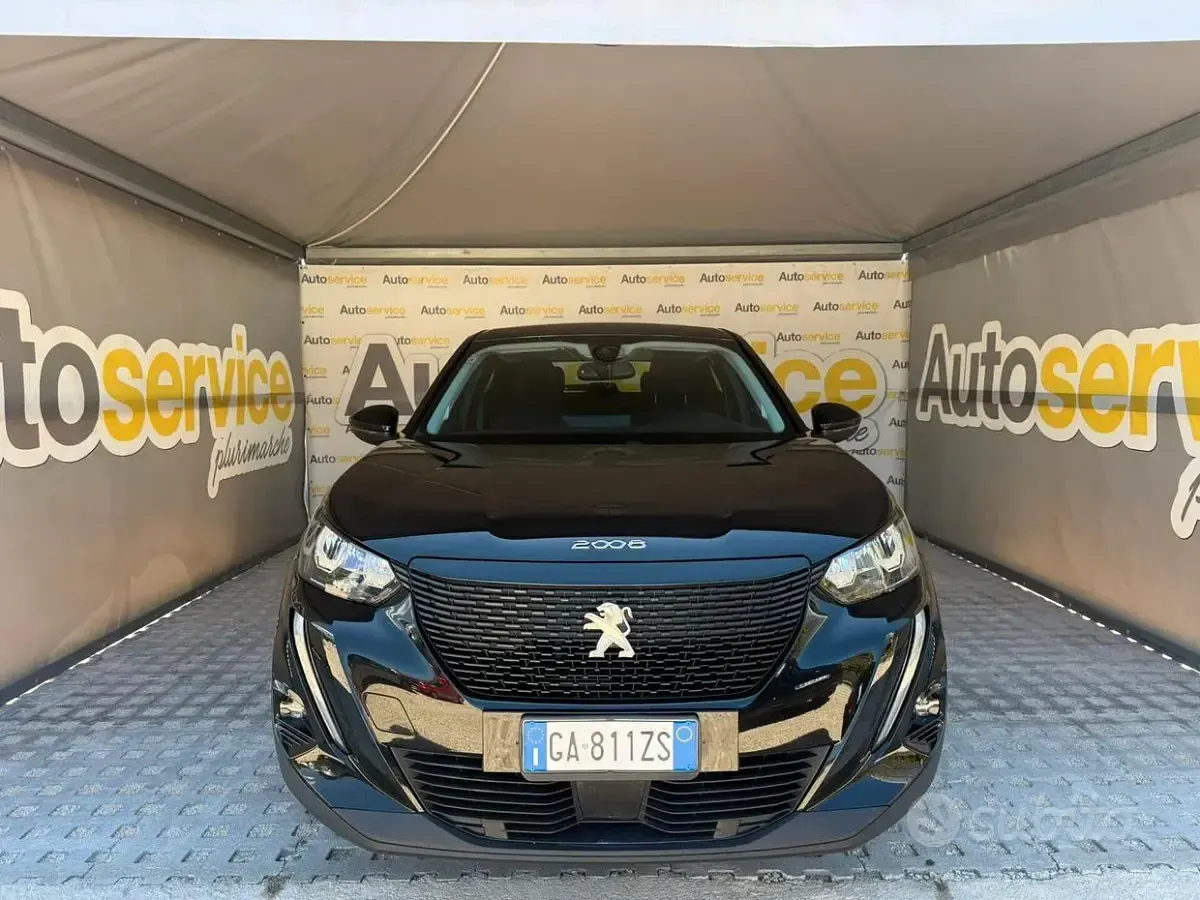 Usata Peugeot 2008 Allure 131 CV (96 kW) 2020 Nero SUV