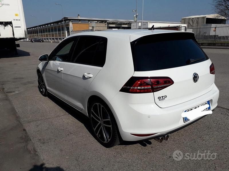 Usata VW Golf VII 150 CV (110 kW) 2016 Bianco Berlina