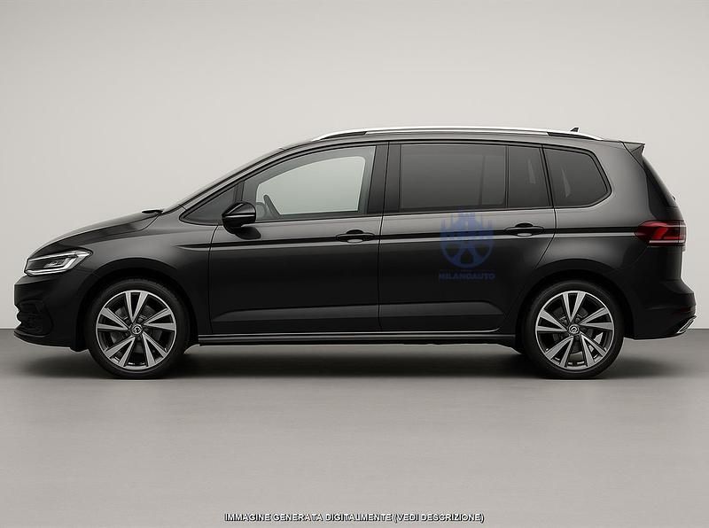 Usata VW Touran R-line 150 CV (110 kW) 2025 Nero Monovolume