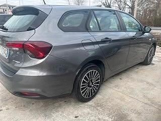 Usata Fiat Tipo City Life 131 CV (96 kW) 2021 Grigio Station wagon