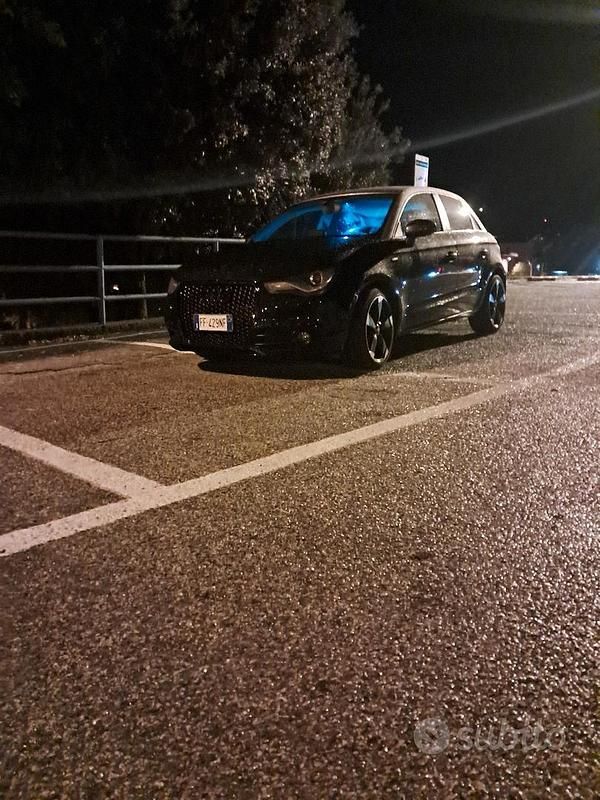 Usata Audi A1 105 CV (77 kW) 2014 Nero Utilitaria