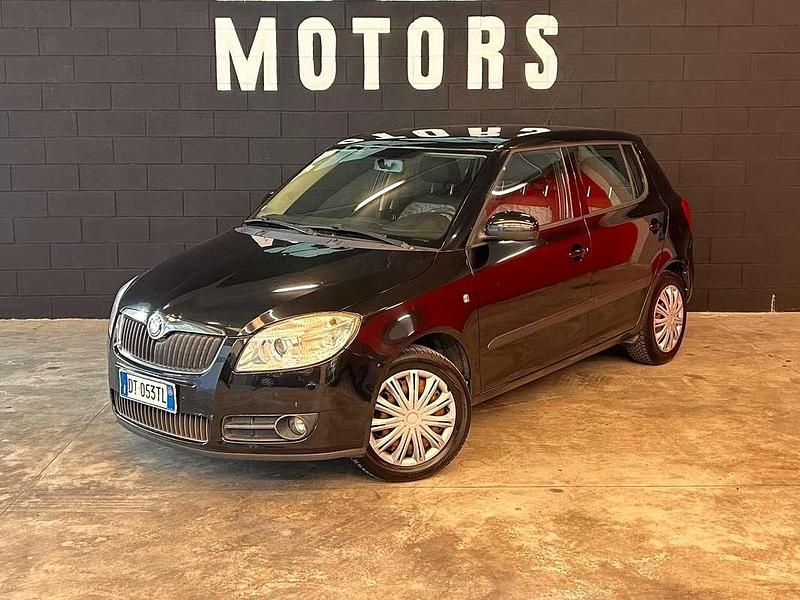 Nero Usata 2008 Skoda Fabia Style Due volumi | 2490 € (Buon prezzo) - Immagine 1/4