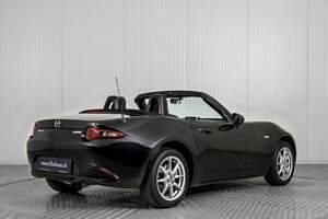 Usata Mazda MX5 131 CV (96 kW) 2016 Nero Cabrio