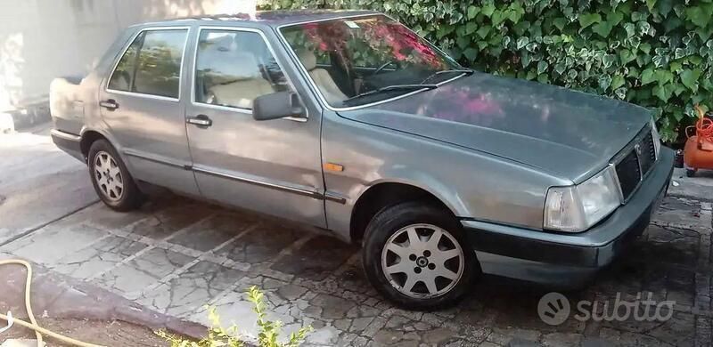 Usata 1986 Lancia Thema Tre volumi | 1900 € - Immagine 1/4