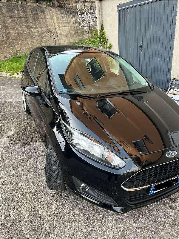 Usata Ford Fiesta Business Edition 75 CV (55 kW) 2016 Berlina