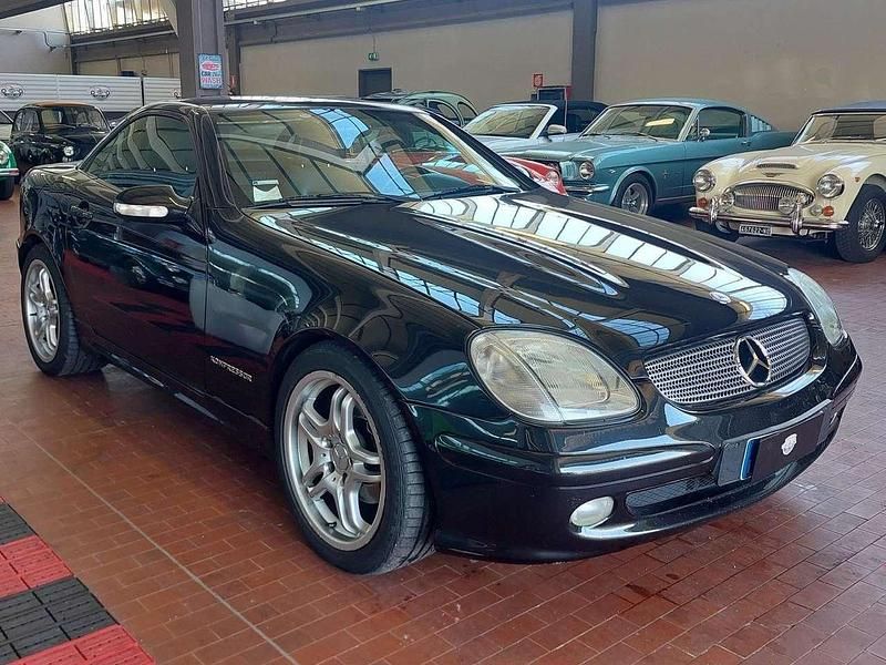 Usado Mercedes SLK230 193 CV (141 kW) 2001 Negro Descapotable