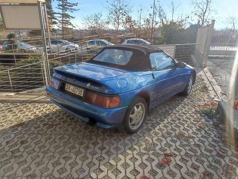 Usata Lotus Elan 158 CV (116 kW) 1992 Blu/azzurro Coupé