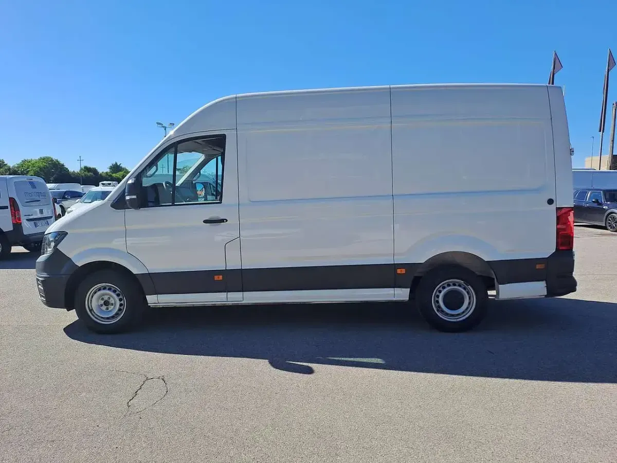 Usata VW Crafter 140 CV (102 kW) 2023 Bianco Furgone