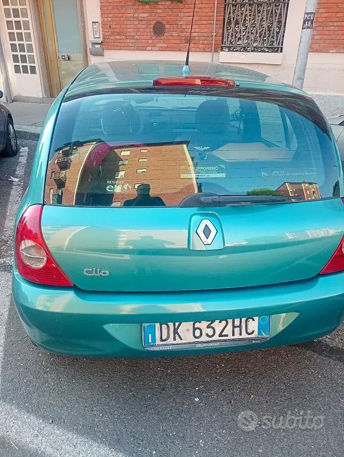 Usata Renault Clio 58 CV (42 kW) 2007 Verde Utilitaria