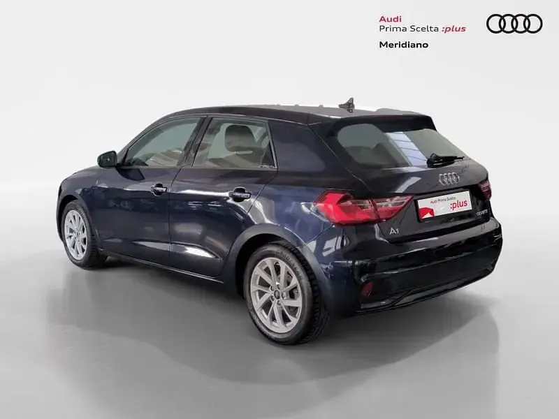 Usata Audi A1 Sportback Admired 110 CV (80 kW) 2021 Blu firmamento metallizzato Utilitaria