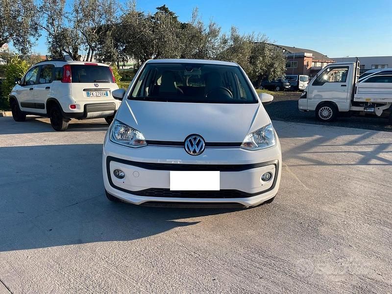 Usata VW up! take up! 60 CV (44 kW) 2019 Bianco Utilitaria
