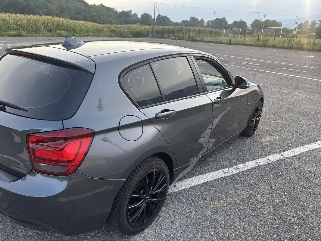 Usata BMW 118 143 CV (105 kW) 2011 Utilitaria