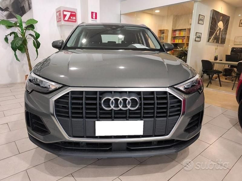 Usata Audi Q3 Advanced 150 CV (110 kW) 2021 Grigio scuro SUV
